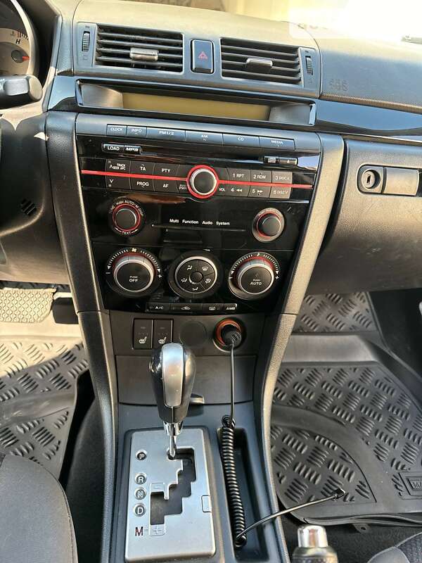 Хетчбек Mazda 3 2009 в Києві фото 17 Хетчбек Mazda 3 2009 в Києві