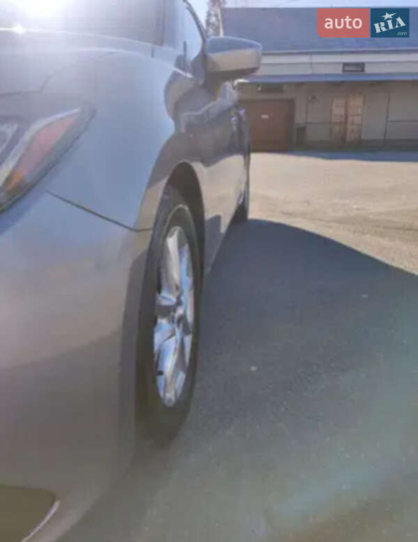 Седан Mazda 3 2015 в Хмельницькому