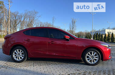 Седан Mazda 3 2016 в Харькове