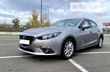 Седан Mazda 3 2014 в 