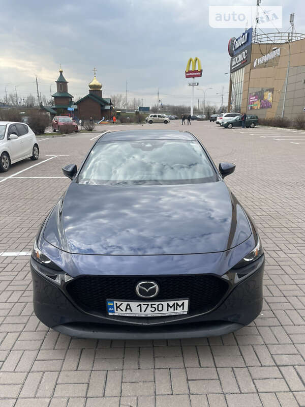 Хэтчбек Mazda 3 2019 в Киеве