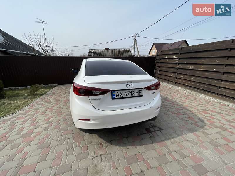 Седан Mazda 3 2013 в Харкові
