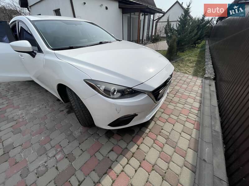 Седан Mazda 3 2013 в Харкові