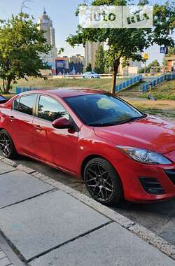 Седан Mazda 3 2010 в Киеве