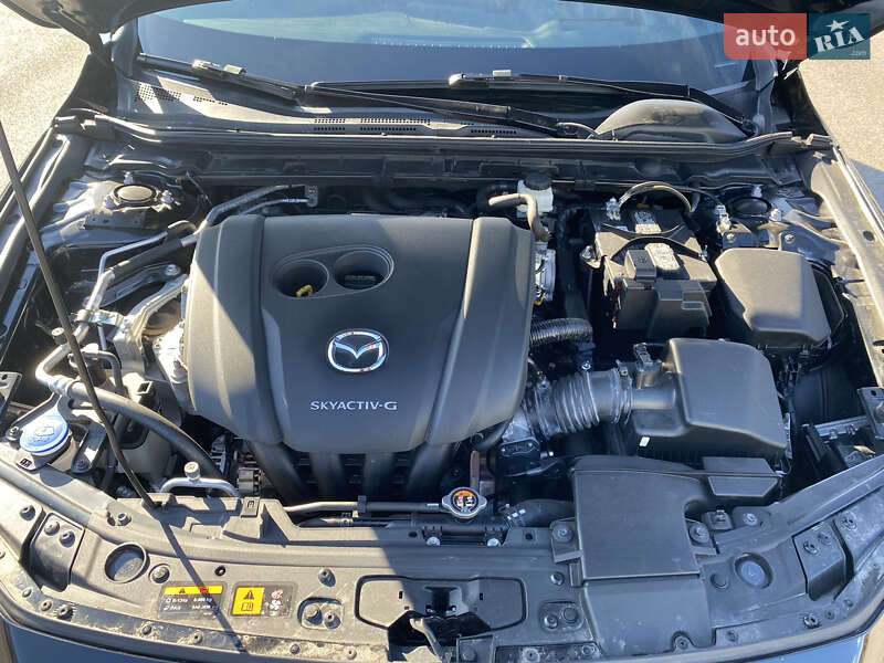 Хэтчбек Mazda 3 2018 в Киеве фото 24 Хэтчбек Mazda 3 2018 в Киеве