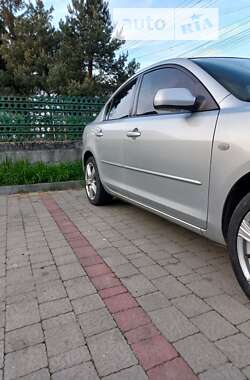 Седан Mazda 3 2007 в Ужгороді