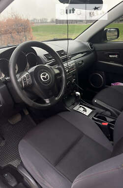 Седан Mazda 3 2008 в Підгородному