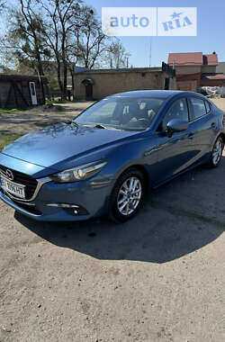 Седан Mazda 3 2016 в Полтаві