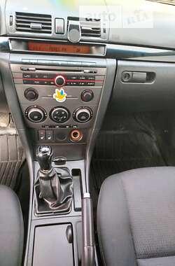 Седан Mazda 3 2006 в Полтаві