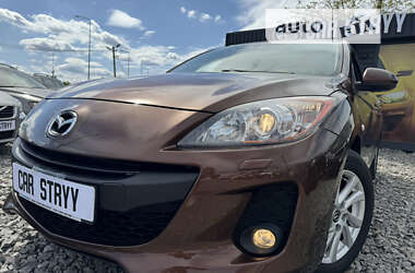 Седан Mazda 3 2012 в Стрые