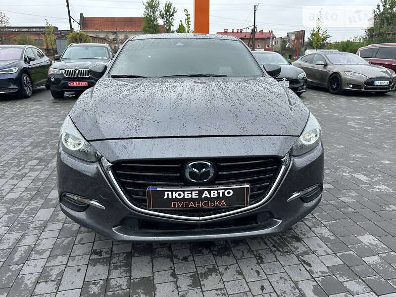 Седан Mazda 3 2017 в Львові