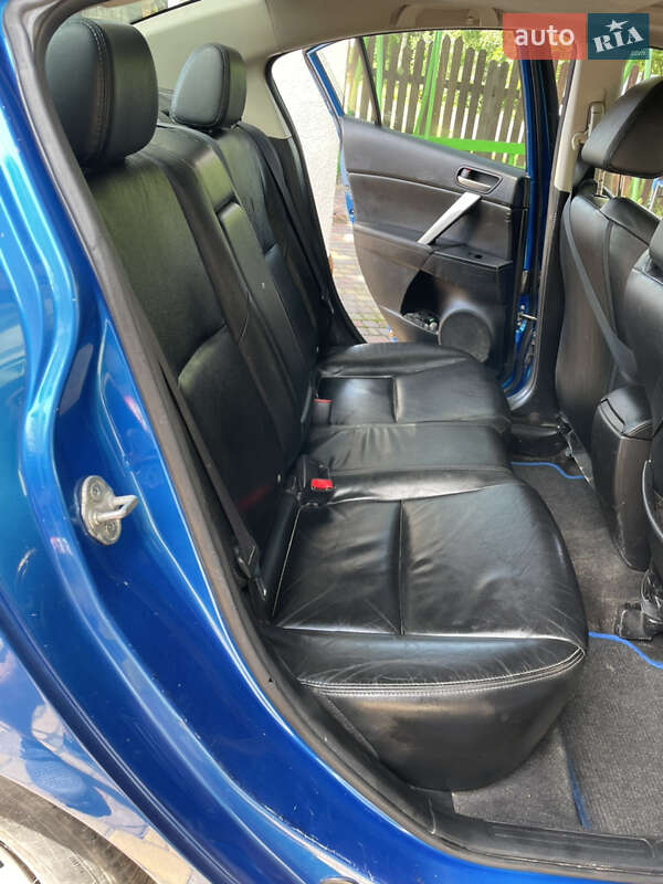 Седан Mazda 3 2011 в Борисполе фото 5 Седан Mazda 3 2011 в Борисполе