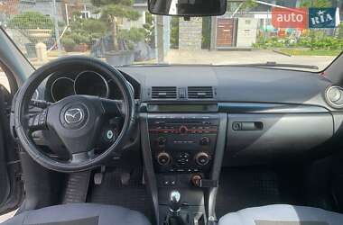 Хэтчбек Mazda 3 2004 в Львове