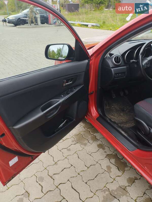 Хэтчбек Mazda 3 2004 в Львове