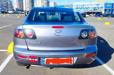 Седан Mazda 3 2006 в Киеве
