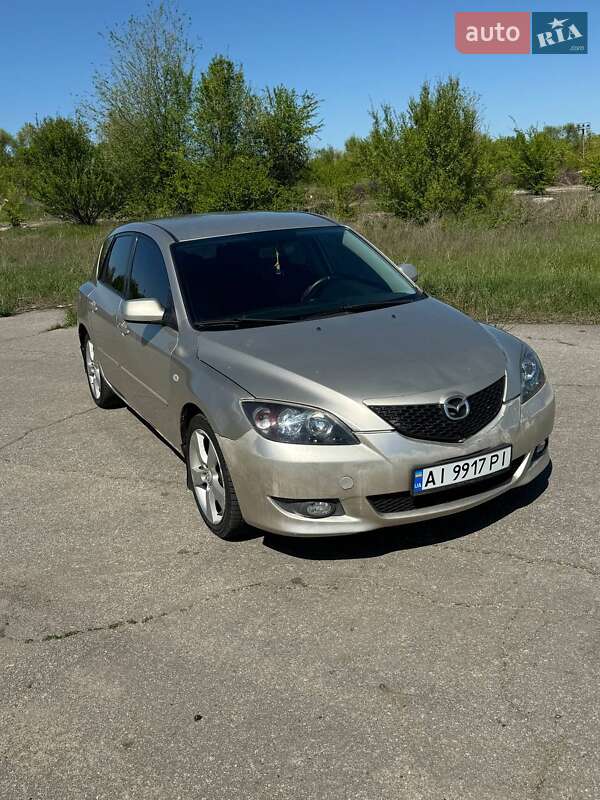 Хетчбек Mazda 3 2004 в Миронівці