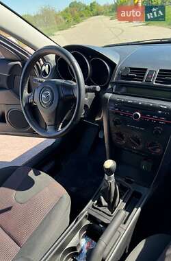 Хетчбек Mazda 3 2004 в Миронівці