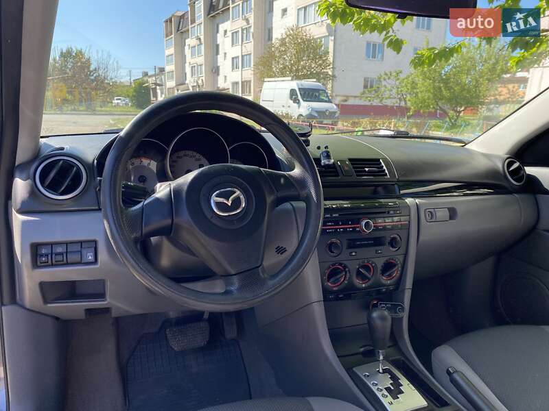 Седан Mazda 3 2008 в Борисполе