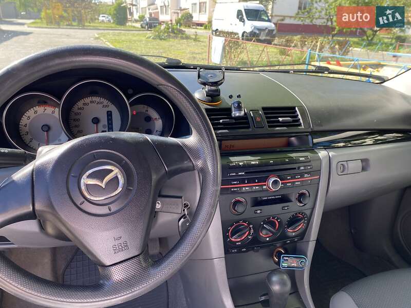 Седан Mazda 3 2008 в Борисполе