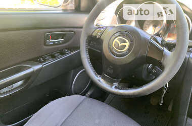 Седан Mazda 3 2008 в Хотине
