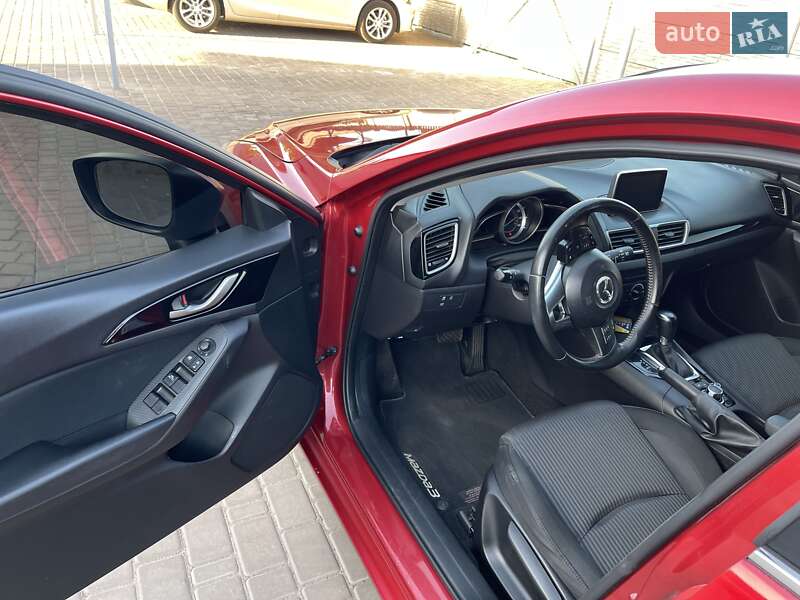 Хетчбек Mazda 3 2015 в Кривому Розі