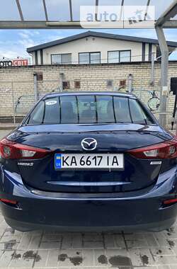Седан Mazda 3 2015 в Софіївській Борщагівці