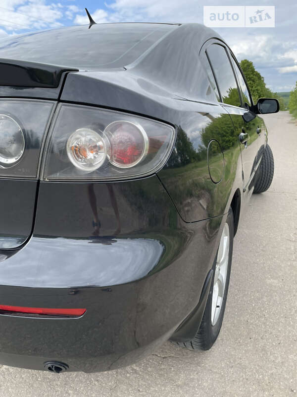 Седан Mazda 3 2007 в Тульчине