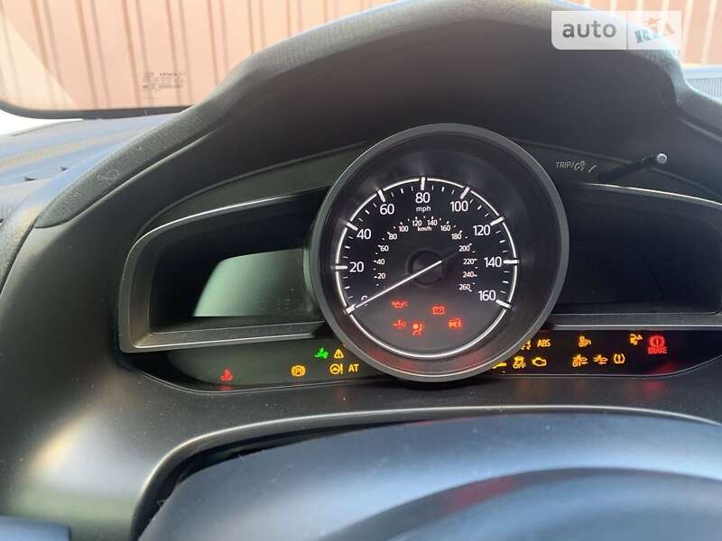 Хэтчбек Mazda 3 2018 в Днепре