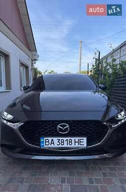 Седан Mazda 3 2019 в Бобринце