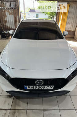 Хэтчбек Mazda 3 2019 в Покровске