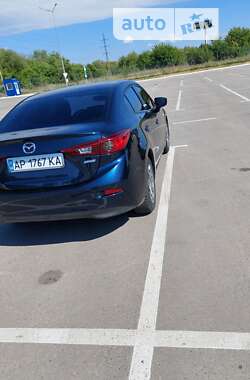 Седан Mazda 3 2014 в Запоріжжі