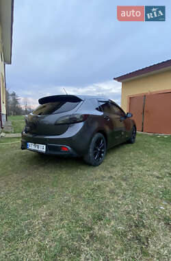 Хэтчбек Mazda 3 2009 в Надворной