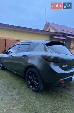 Хэтчбек Mazda 3 2009 в Надворной