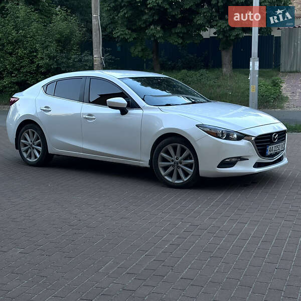 Mazda 3 2018