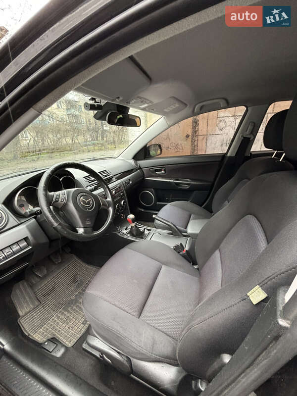 Хэтчбек Mazda 3 2006 в Киеве