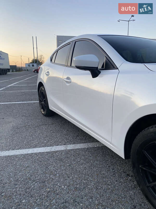 Седан Mazda 3 2018 в Черновцах фото 7 Седан Mazda 3 2018 в Черновцах
