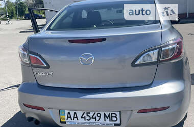 Седан Mazda 3 2011 в Киеве