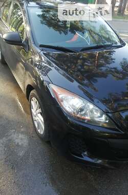 Седан Mazda 3 2011 в Києві