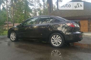 Седан Mazda 3 2011 в Киеве