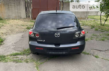 Хэтчбек Mazda 3 2006 в Желтых Водах