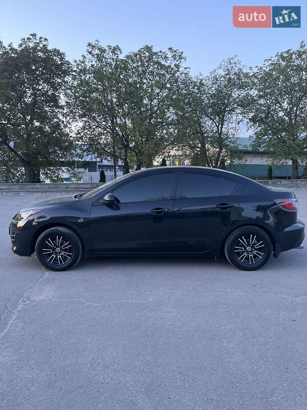Седан Mazda 3 2010 в Тернополе