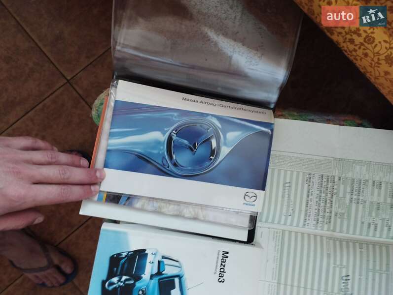 Хэтчбек Mazda 3 2004 в Львове