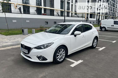 Хэтчбек Mazda 3 2015 в Черкассах