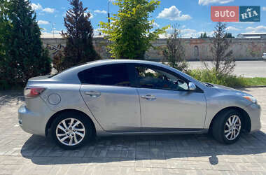 Седан Mazda 3 2012 в Львове