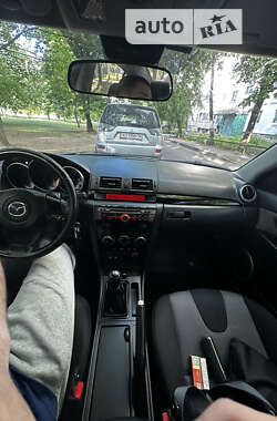 Седан Mazda 3 2006 в Харкові