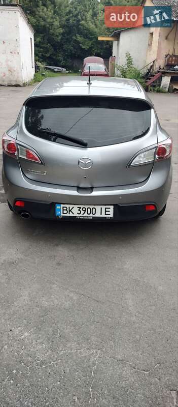 Хэтчбек Mazda 3 2010 в Ровно