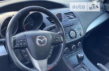 Седан Mazda 3 2013 в Киеве