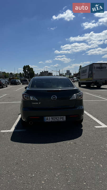 Седан Mazda 3 2010 в Києві