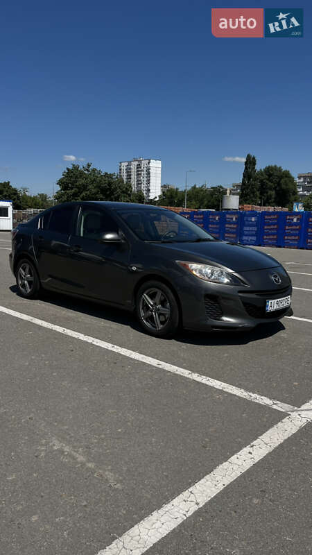Седан Mazda 3 2010 в Києві