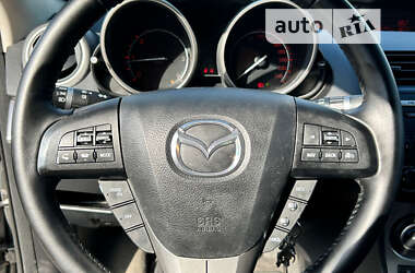 Седан Mazda 3 2010 в Сумах